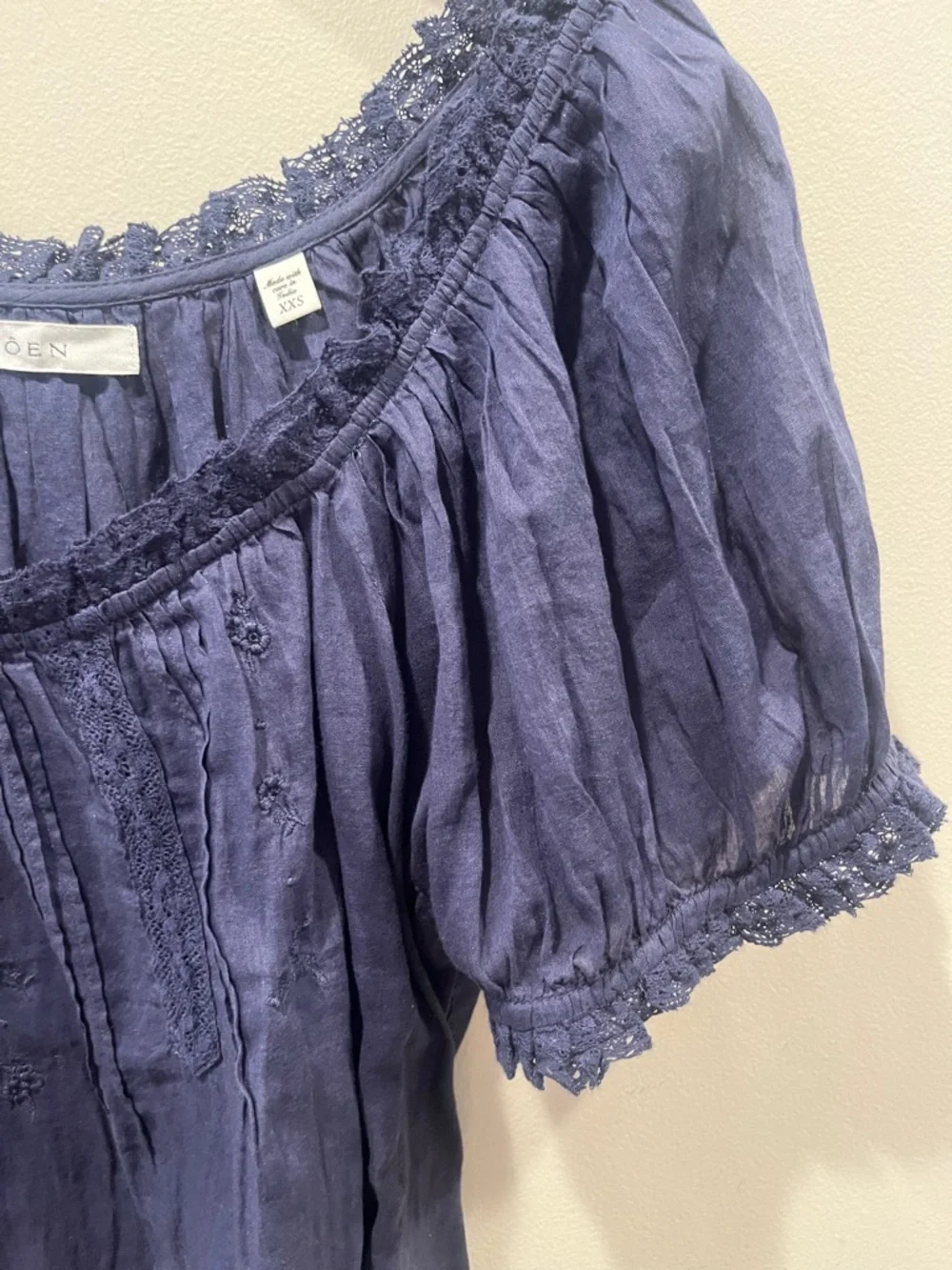 Doen Frederica Floral Embroidered Organic Cotton Voile Top in Blue, XXS - Picture 5 of 6